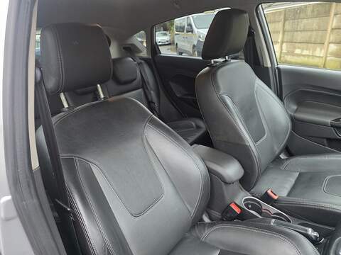 Ford Fiesta 1.0T EcoBoost Titanium X Hatchback 5dr Petrol Powershift Euro 5 (100 ps) - U2397