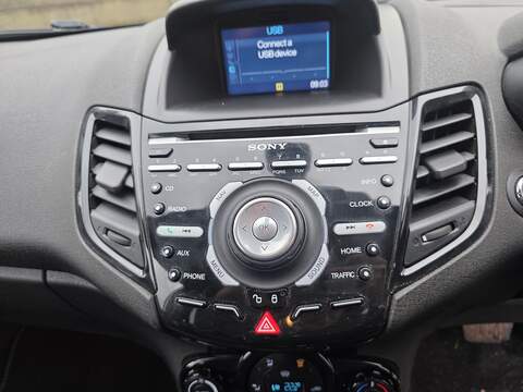 Ford Fiesta 1.0T EcoBoost Titanium X Hatchback 5dr Petrol Powershift Euro 5 (100 ps) - U2397