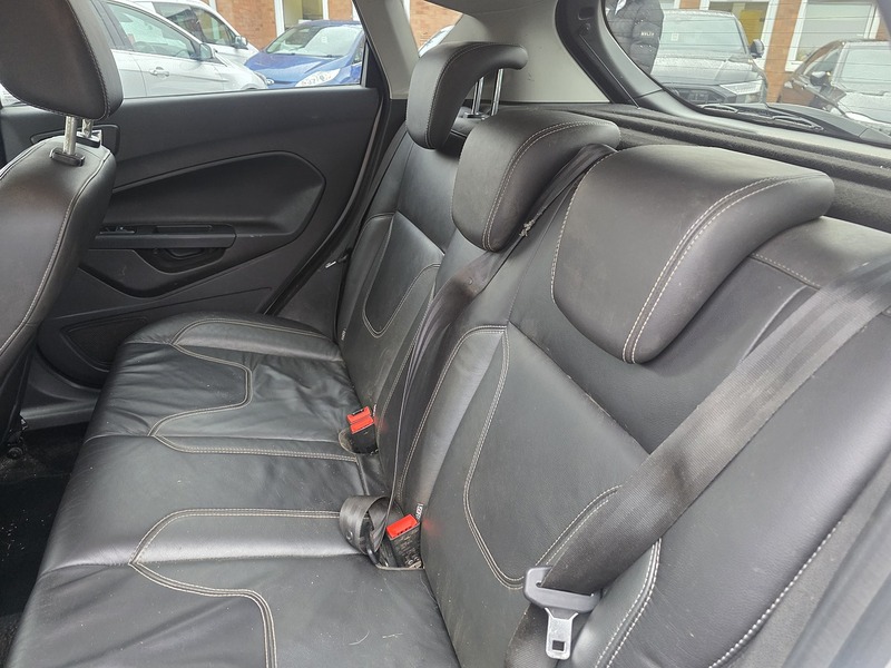 Ford Fiesta 1.0T EcoBoost Titanium X Hatchback 5dr Petrol Powershift Euro 5 (100 ps) - U2397