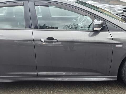 Ford Focus 1.0T EcoBoost ST-Line Hatchback 5dr Petrol Auto Euro 6 (s/s) (125 ps) - U2398