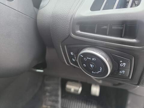 Ford Focus 1.0T EcoBoost ST-Line Hatchback 5dr Petrol Auto Euro 6 (s/s) (125 ps) - U2398
