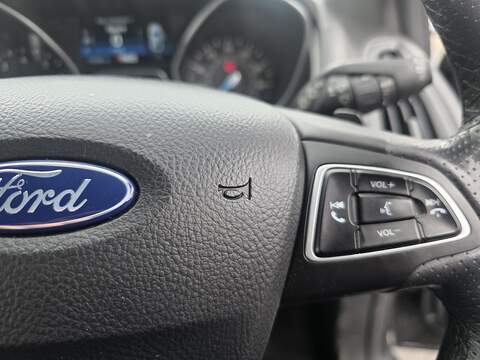 Ford Focus 1.0T EcoBoost ST-Line Hatchback 5dr Petrol Auto Euro 6 (s/s) (125 ps) - U2398