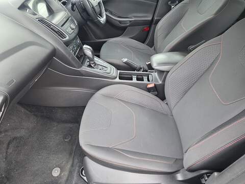 Ford Focus 1.0T EcoBoost ST-Line Hatchback 5dr Petrol Auto Euro 6 (s/s) (125 ps) - U2398