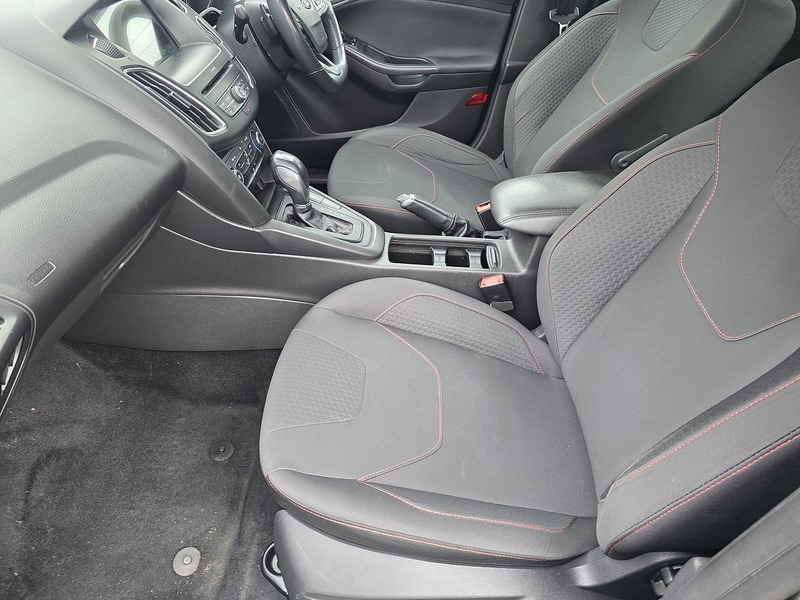 Ford Focus 1.0T EcoBoost ST-Line Hatchback 5dr Petrol Auto Euro 6 (s/s) (125 ps) - U2398