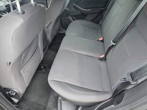 Ford Focus 1.0T EcoBoost ST-Line Hatchback 5dr Petrol Auto Euro 6 (s/s) (125 ps) - U2398