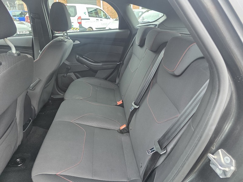 Ford Focus 1.0T EcoBoost ST-Line Hatchback 5dr Petrol Auto Euro 6 (s/s) (125 ps) - U2398