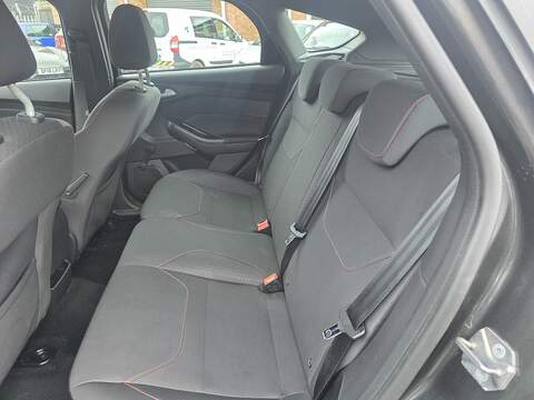Ford Focus 1.0T EcoBoost ST-Line Hatchback 5dr Petrol Auto Euro 6 (s/s) (125 ps) - U2398