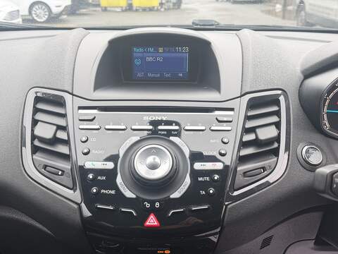 Ford Fiesta 1.0T EcoBoost Titanium X Hatchback 5dr Petrol Powershift Euro 5 (100 ps) - U2399