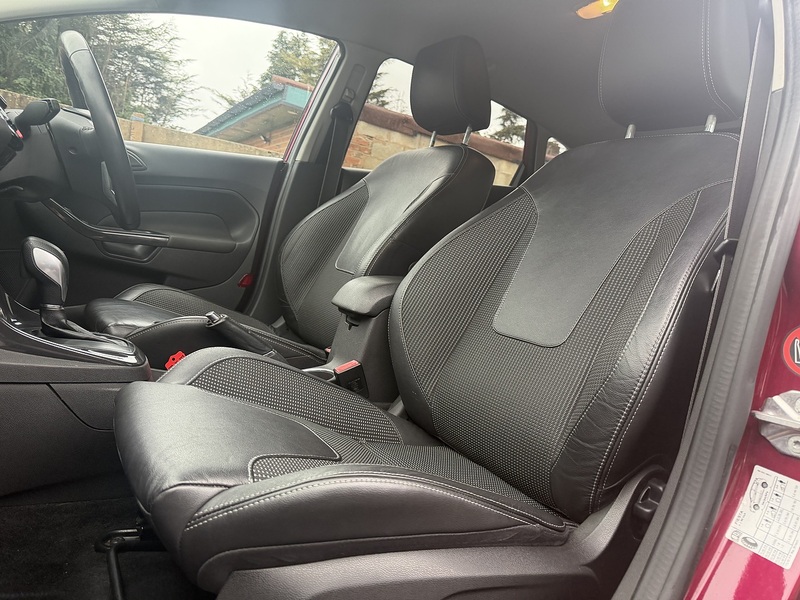 Ford Fiesta 1.0T EcoBoost Titanium X Hatchback 5dr Petrol Powershift Euro 5 (100 ps) - U2399