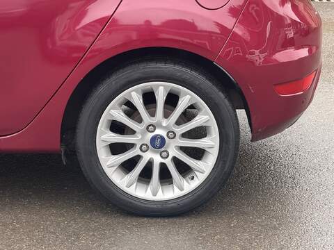 Ford Fiesta 1.0T EcoBoost Titanium X Hatchback 5dr Petrol Powershift Euro 5 (100 ps) - U2399