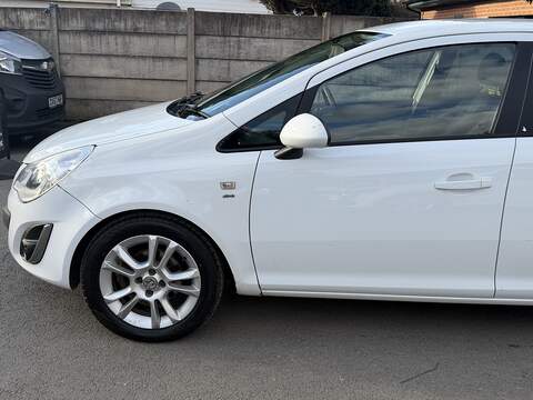 Vauxhall Corsa 1.4 16V SXi Hatchback 5dr Petrol Auto Euro 5 (A/C) (100 ps) - U2400