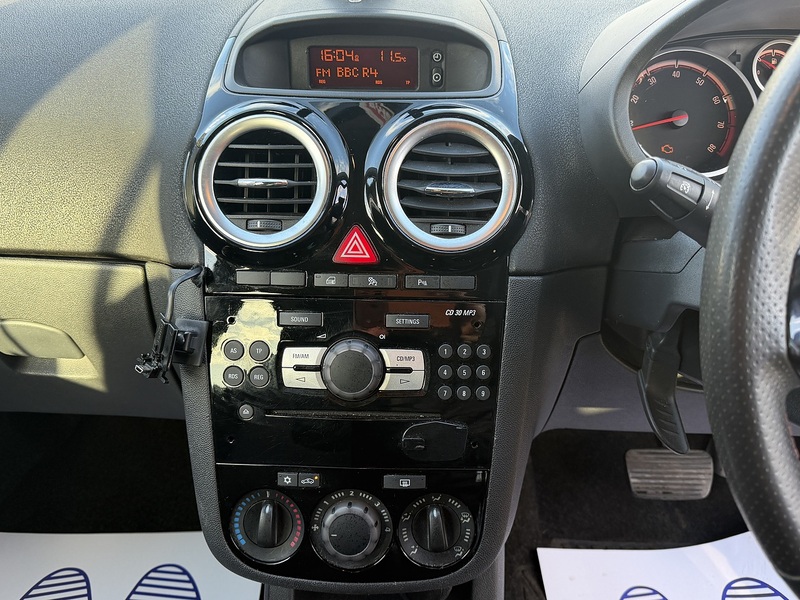 Vauxhall Corsa 1.4 16V SXi Hatchback 5dr Petrol Auto Euro 5 (A/C) (100 ps) - U2400