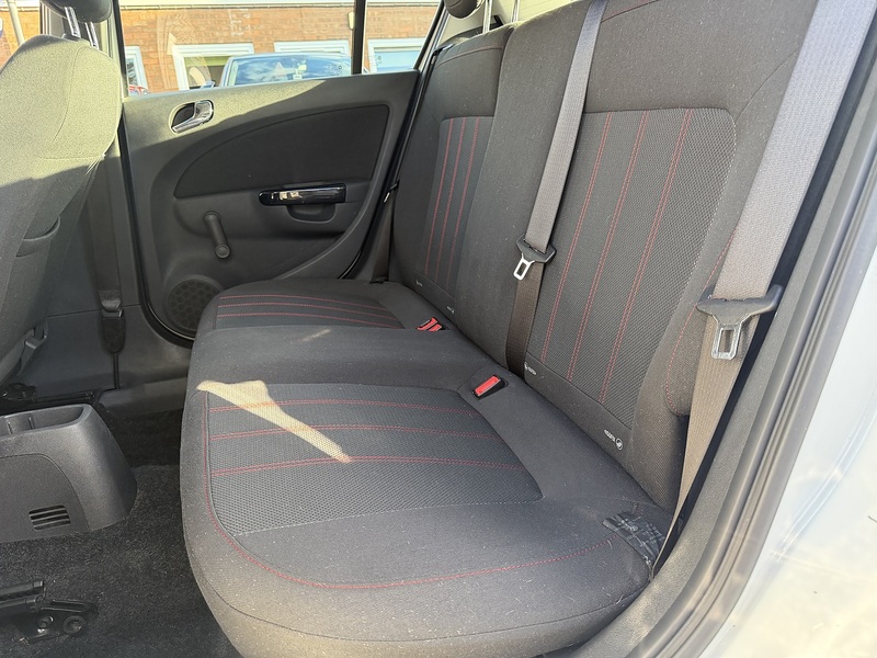 Vauxhall Corsa 1.4 16V SXi Hatchback 5dr Petrol Auto Euro 5 (A/C) (100 ps) - U2400