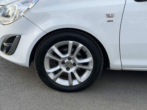 Vauxhall Corsa 1.4 16V SXi Hatchback 5dr Petrol Auto Euro 5 (A/C) (100 ps) - U2400