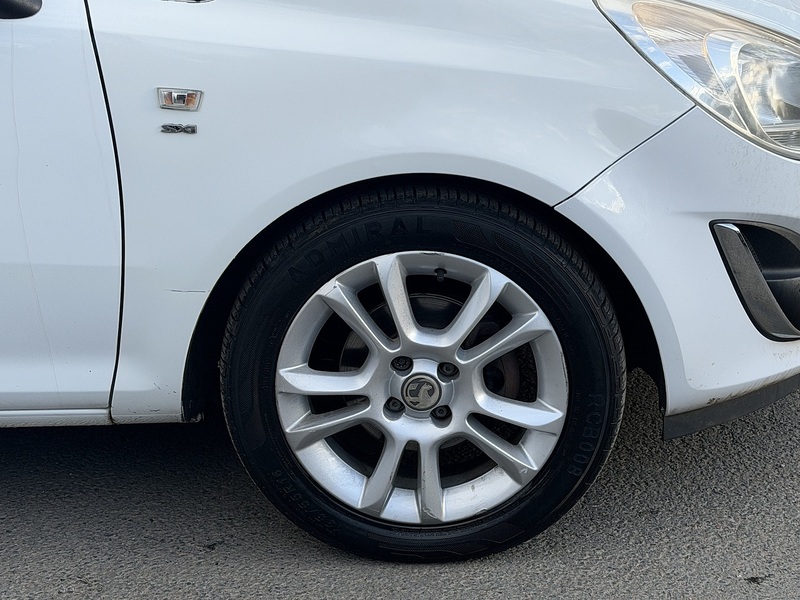 Vauxhall Corsa 1.4 16V SXi Hatchback 5dr Petrol Auto Euro 5 (A/C) (100 ps) - U2400