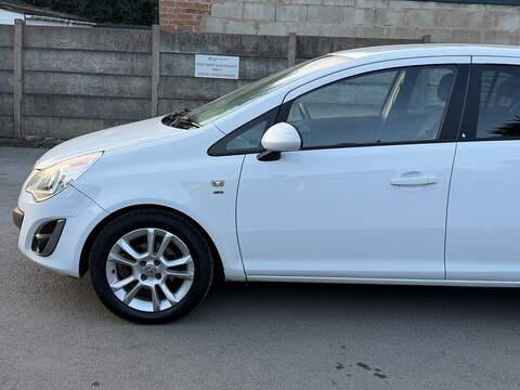 Vauxhall Corsa 1.4 16V SXi Hatchback 5dr Petrol Auto Euro 5 (A/C) (100 ps) - U2400