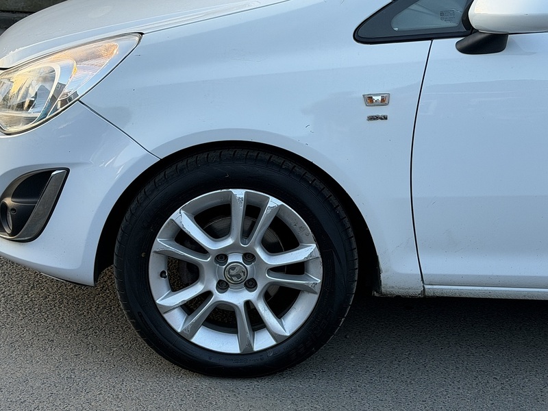 Vauxhall Corsa 1.4 16V SXi Hatchback 5dr Petrol Auto Euro 5 (A/C) (100 ps) - U2400