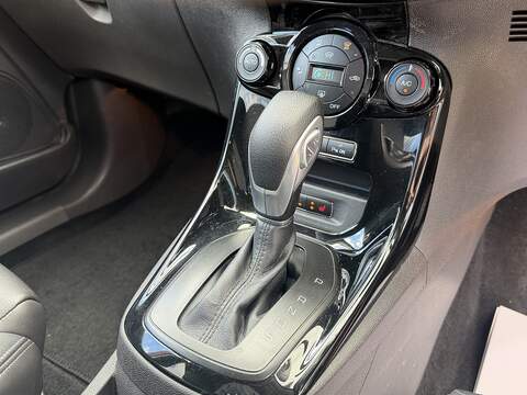 Ford Fiesta 1.0T EcoBoost Titanium X Hatchback 5dr Petrol Powershift Euro 6 (100 ps) - U2402