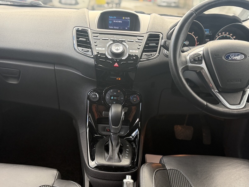 Ford Fiesta 1.0T EcoBoost Titanium X Hatchback 5dr Petrol Powershift Euro 6 (100 ps) - U2402