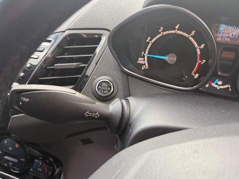 Ford Fiesta 1.0T EcoBoost Titanium X Hatchback 5dr Petrol Powershift Euro 6 (100 ps) - U2402