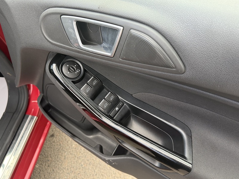 Ford Fiesta 1.0T EcoBoost Titanium X Hatchback 5dr Petrol Powershift Euro 6 (100 ps) - U2402