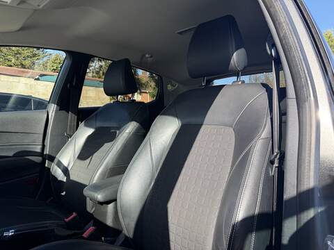 Ford Fiesta 1.0T EcoBoost GPF Active X Hatchback 5dr Petrol Auto Euro 6 (s/s) (100 ps) - U2403