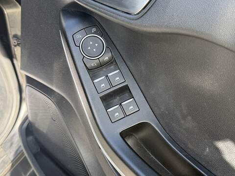 Ford Fiesta 1.0T EcoBoost GPF Active X Hatchback 5dr Petrol Auto Euro 6 (s/s) (100 ps) - U2403