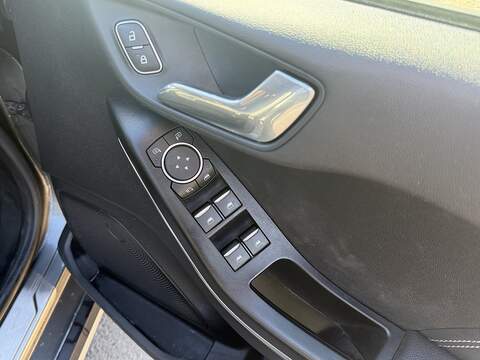 Ford Fiesta 1.0T EcoBoost GPF Active X Hatchback 5dr Petrol Auto Euro 6 (s/s) (100 ps) - U2403