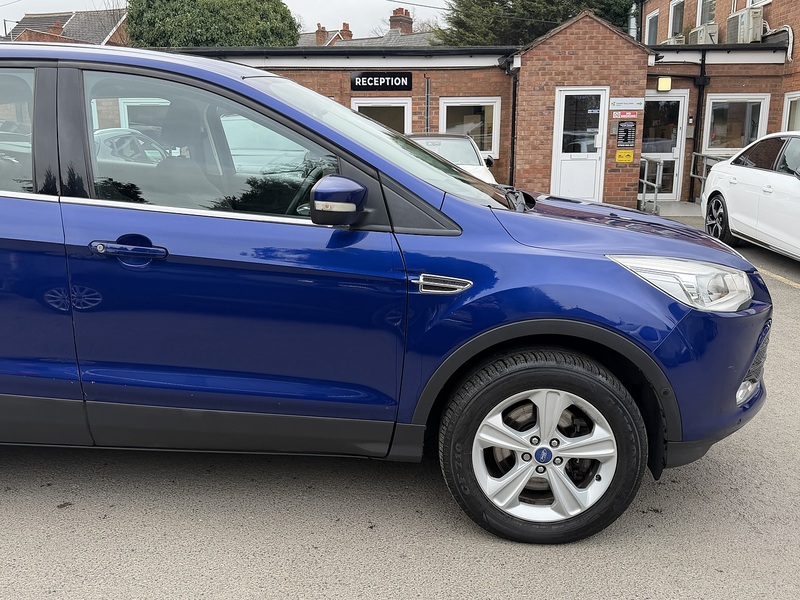 Ford Kuga 1.5T EcoBoost Zetec SUV 5dr Petrol Auto AWD Euro 6 (s/s) (182 ps) - U2404