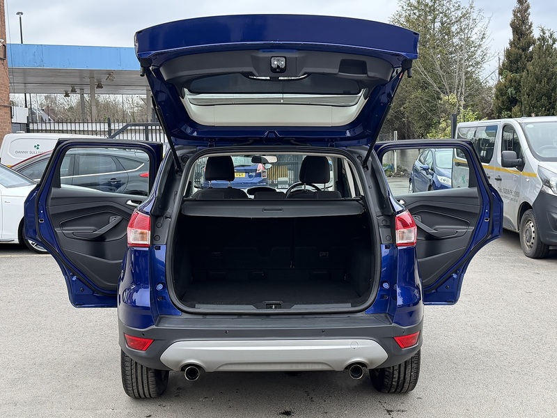 Ford Kuga 1.5T EcoBoost Zetec SUV 5dr Petrol Auto AWD Euro 6 (s/s) (182 ps) - U2404