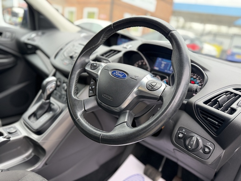 Ford Kuga 1.5T EcoBoost Zetec SUV 5dr Petrol Auto AWD Euro 6 (s/s) (182 ps) - U2404