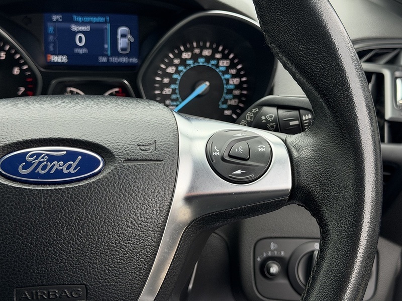 Ford Kuga 1.5T EcoBoost Zetec SUV 5dr Petrol Auto AWD Euro 6 (s/s) (182 ps) - U2404