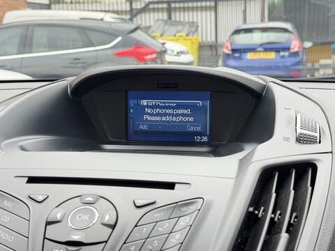 Ford Kuga 1.5T EcoBoost Zetec SUV 5dr Petrol Auto AWD Euro 6 (s/s) (182 ps) - U2404