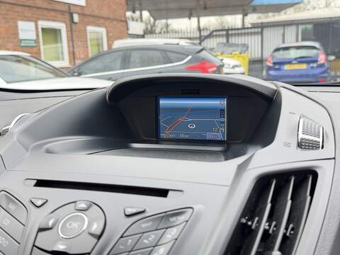 Ford Kuga 1.5T EcoBoost Zetec SUV 5dr Petrol Auto AWD Euro 6 (s/s) (182 ps) - U2404