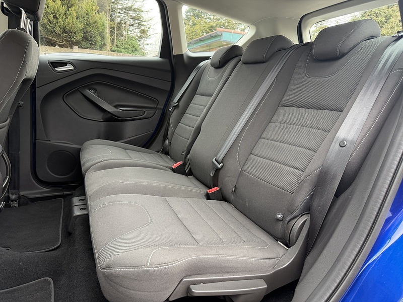 Ford Kuga 1.5T EcoBoost Zetec SUV 5dr Petrol Auto AWD Euro 6 (s/s) (182 ps) - U2404