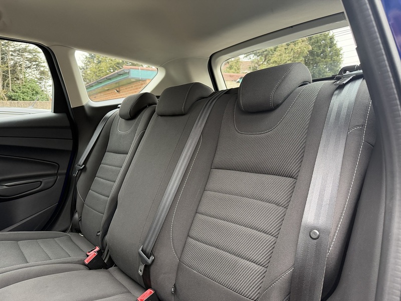 Ford Kuga 1.5T EcoBoost Zetec SUV 5dr Petrol Auto AWD Euro 6 (s/s) (182 ps) - U2404