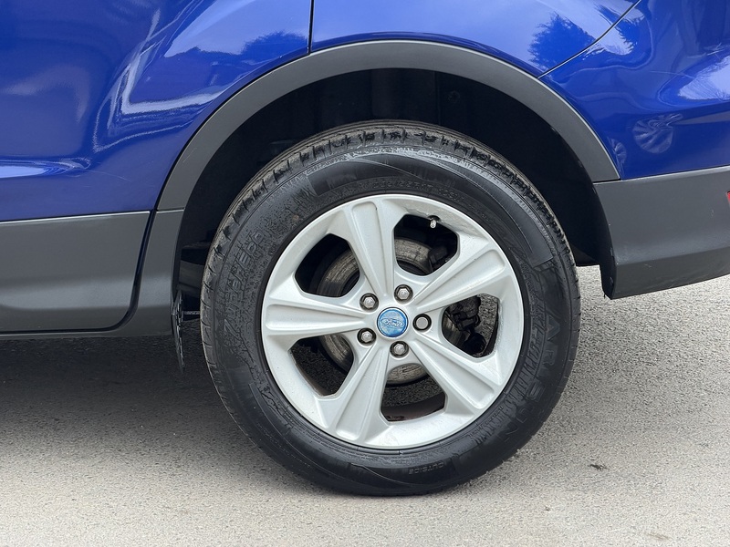 Ford Kuga 1.5T EcoBoost Zetec SUV 5dr Petrol Auto AWD Euro 6 (s/s) (182 ps) - U2404