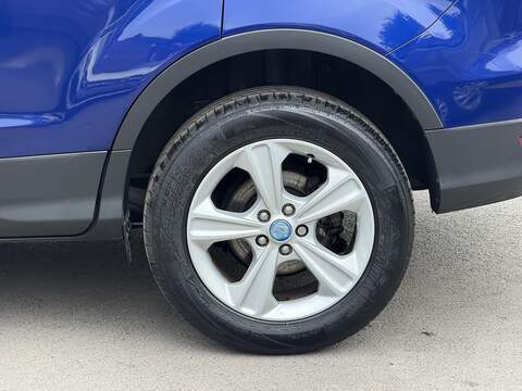 Ford Kuga 1.5T EcoBoost Zetec SUV 5dr Petrol Auto AWD Euro 6 (s/s) (182 ps) - U2404