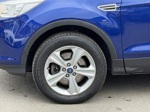 Ford Kuga 1.5T EcoBoost Zetec SUV 5dr Petrol Auto AWD Euro 6 (s/s) (182 ps) - U2404