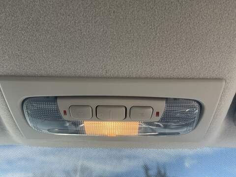 Ford Fiesta 1.4 Zetec Hatchback 5dr Petrol Manual (133 g/km, 94 bhp) - U2405