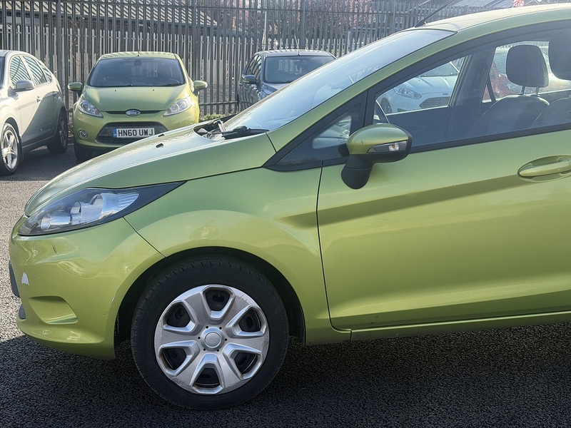 Ford Fiesta Edge - U2406