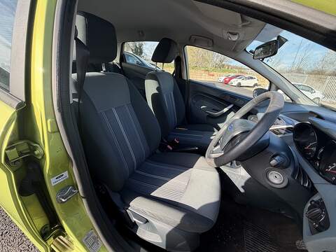 Ford Fiesta Edge - U2406