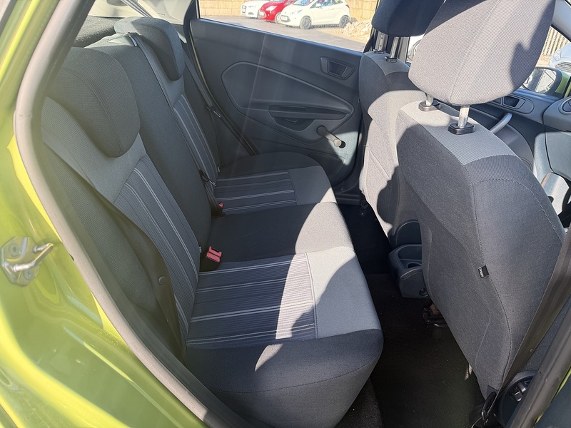 Ford Fiesta Edge - U2406