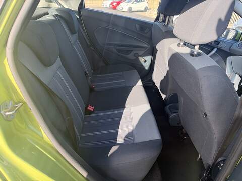 Ford Fiesta Edge - U2406