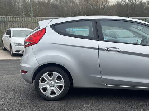 Ford Fiesta Edge - U2407