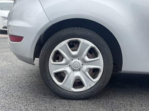 Ford Fiesta Edge - U2407