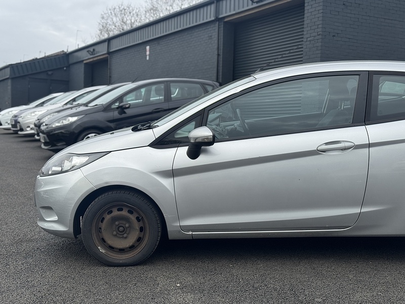 Ford Fiesta Edge - U2407