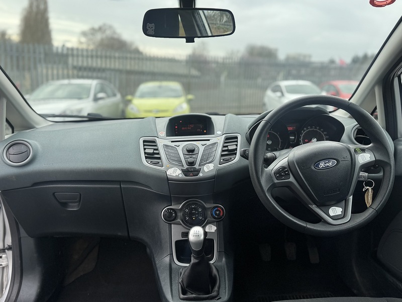 Ford Fiesta Edge - U2407