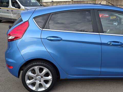 Ford Fiesta 1.6 Titanium Hatchback 5dr Petrol Manual (139 g/km, 118 bhp) - U2409