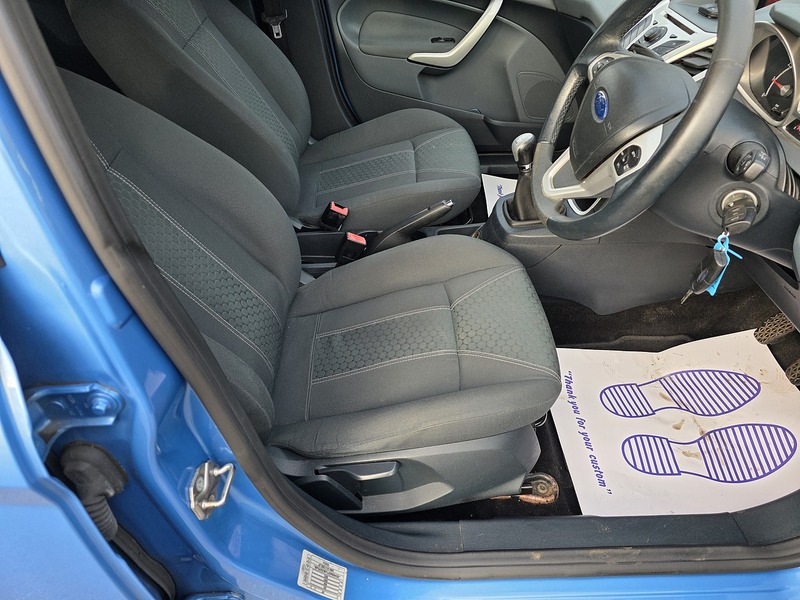 Ford Fiesta 1.6 Titanium Hatchback 5dr Petrol Manual (139 g/km, 118 bhp) - U2409